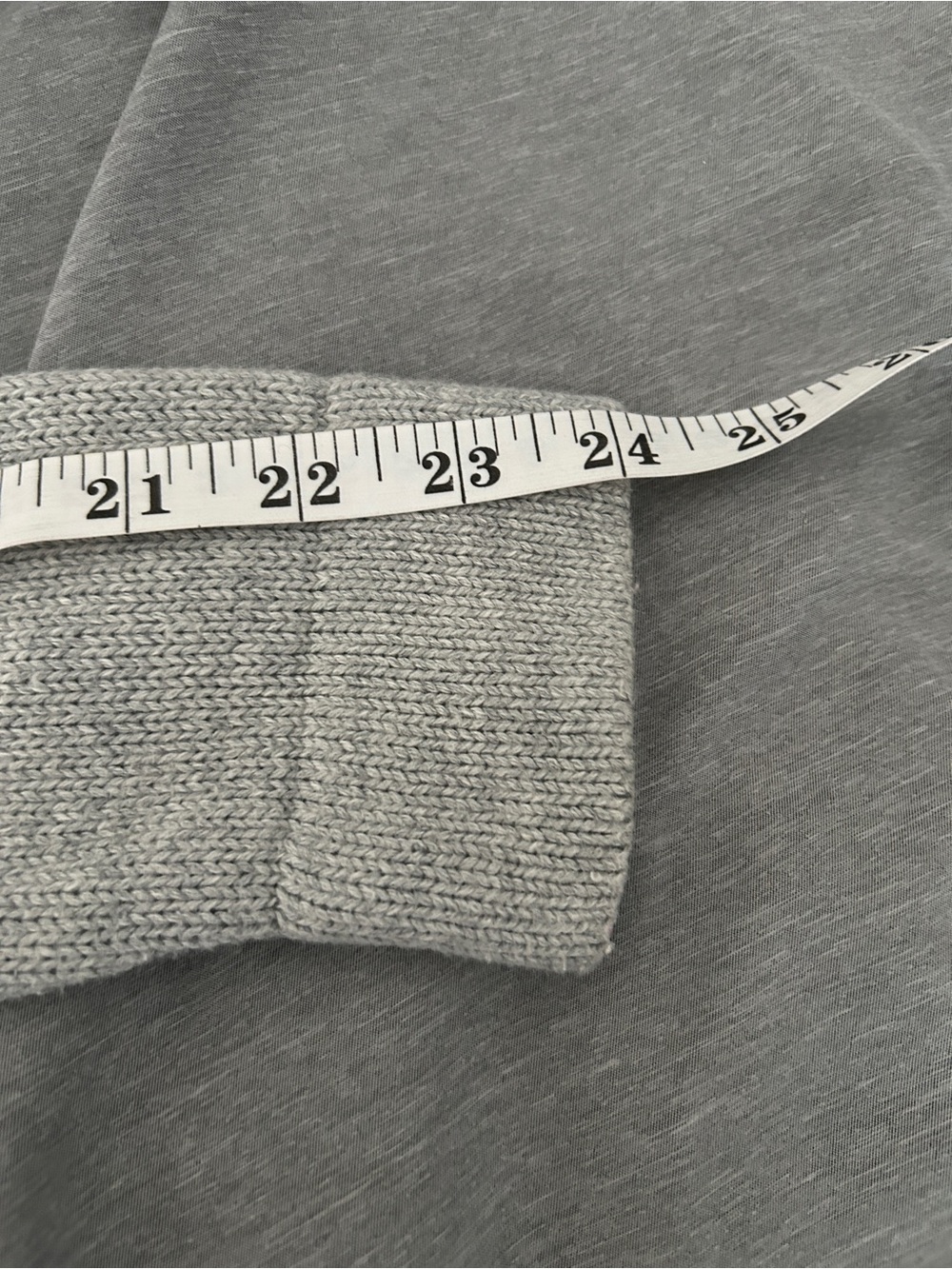 Y2K Banana Republic Gray Cable Knit V-Neck Sweater Medium Preppy Cozy Core Fall - Picture 7 of 8